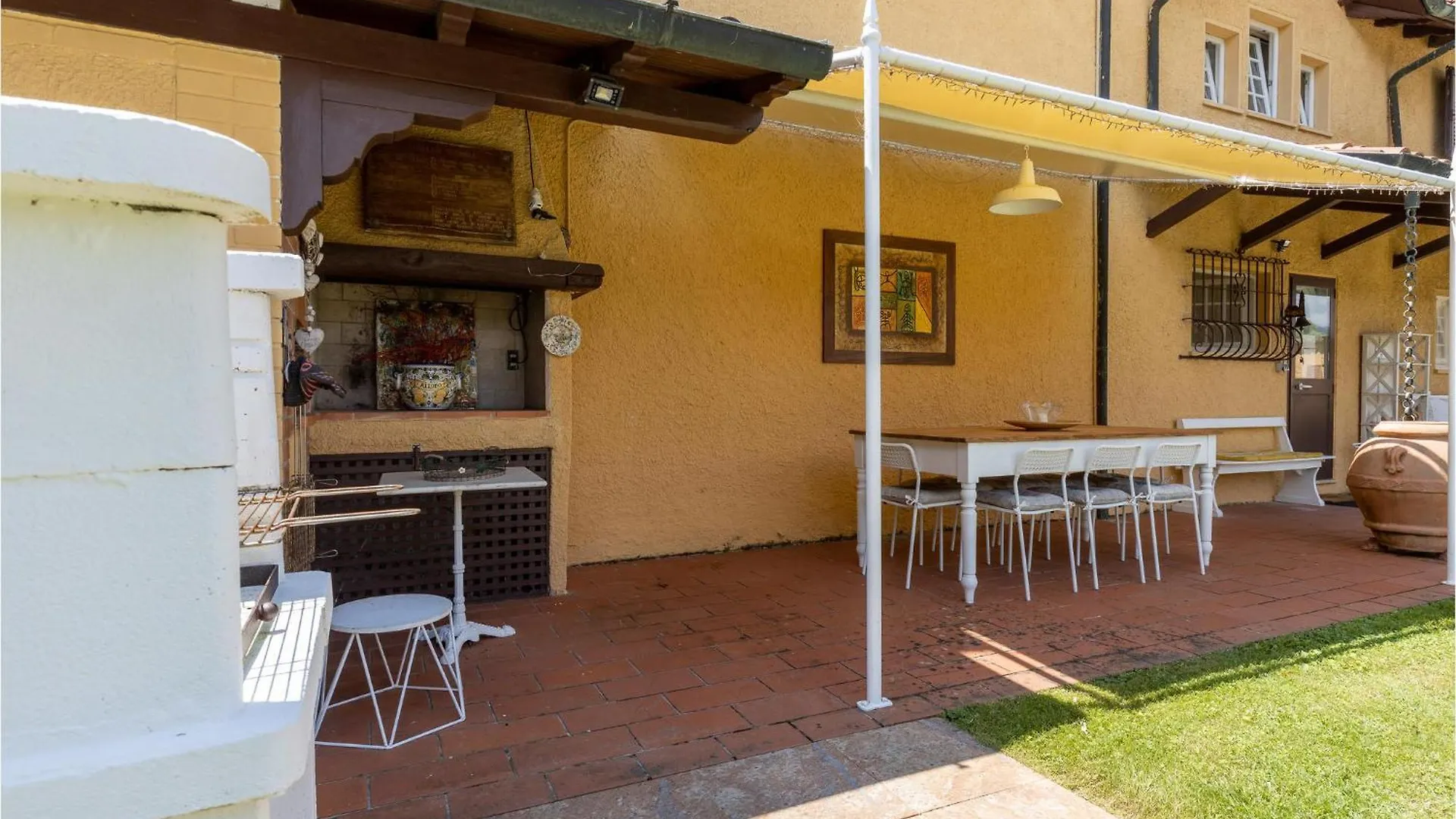 Semesterbostad Awesome Home In Massarosa -Lu- With Wifi Mommio Italien