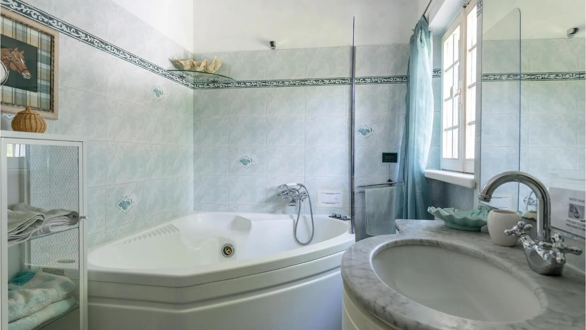 Awesome Home In Massarosa -Lu- With Wifi Mommio 0*,  意大利